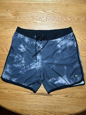 ZYIA Men’s Black & Gray Tie-Dye Swim Shorts Size XXL